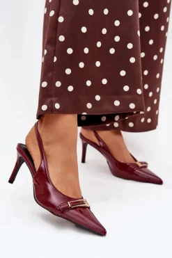 Lakierowane Czółenka Na Szpilce Ze Złotą Klamrą Bordowe Vivae