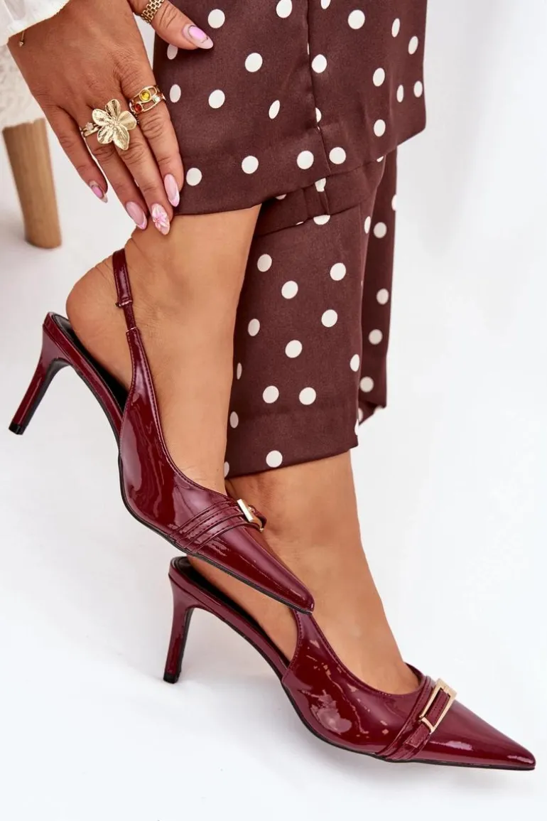 Lakierowane Czółenka Na Szpilce Ze Złotą Klamrą Bordowe Vivae