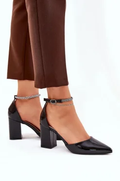 Lakierowane Czółenka Ze Szpiczastymi Noskami Na Słupku Czarne Nossabel