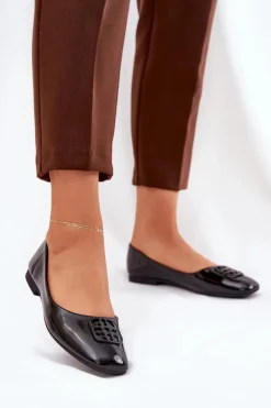 Lakierowane Eleganckie Baleriny Damskie Z Ozdobnym Detalem Vinceza 17377 Czarne