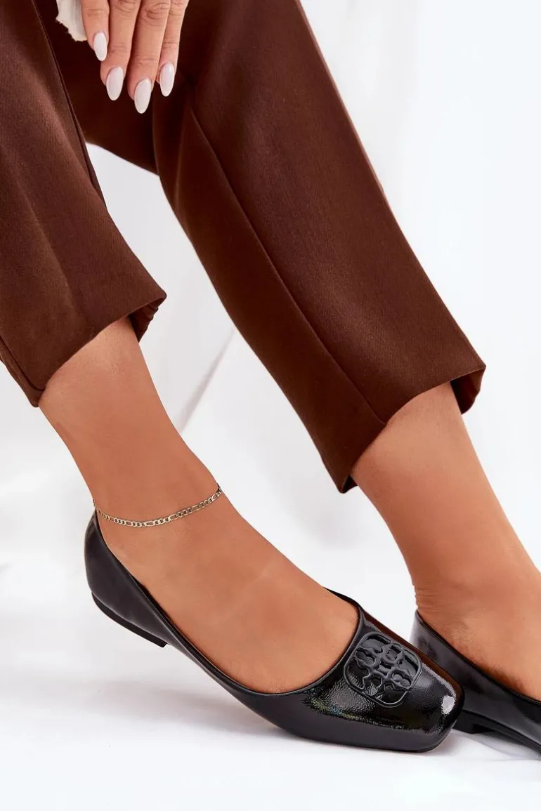 Lakierowane Eleganckie Baleriny Damskie Z Ozdobnym Detalem Vinceza 17377 Czarne