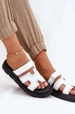 Lakierowane Klapki Damskie Z Naturalnej Skóry Na Platformie Zazoo 40440 Białe