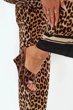 Lakierowane Klapki Damskie Na Koturnie Panterka Brązowe Nelithin