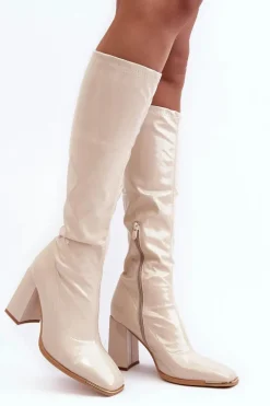 Lakierowane Kozaki Na Słupku Przed Kolano Beżowe Mlokva