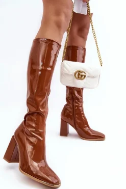 Lakierowane Kozaki Na Słupku Przed Kolano Brązowe Mlokva