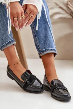 Lakierowane Mokasyny Damskie Z Ozdobą Czarne Vinceza 58389