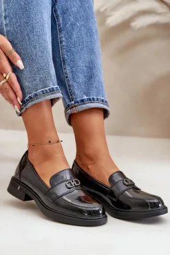 Lakierowane Mokasyny Damskie Ze Skóry Naturalnej Czarne Vinceza 58409