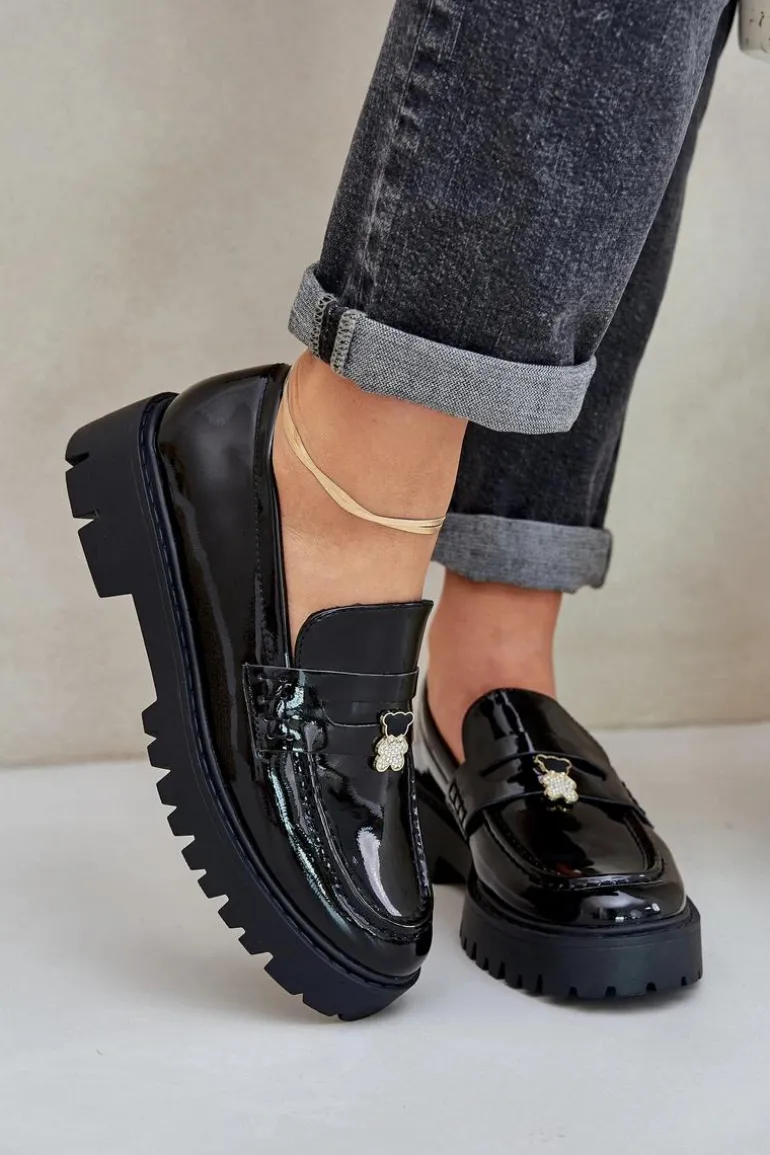 Lakierowane Mokasyny Damskie Z Przypinką Miś Czarne Wulinea