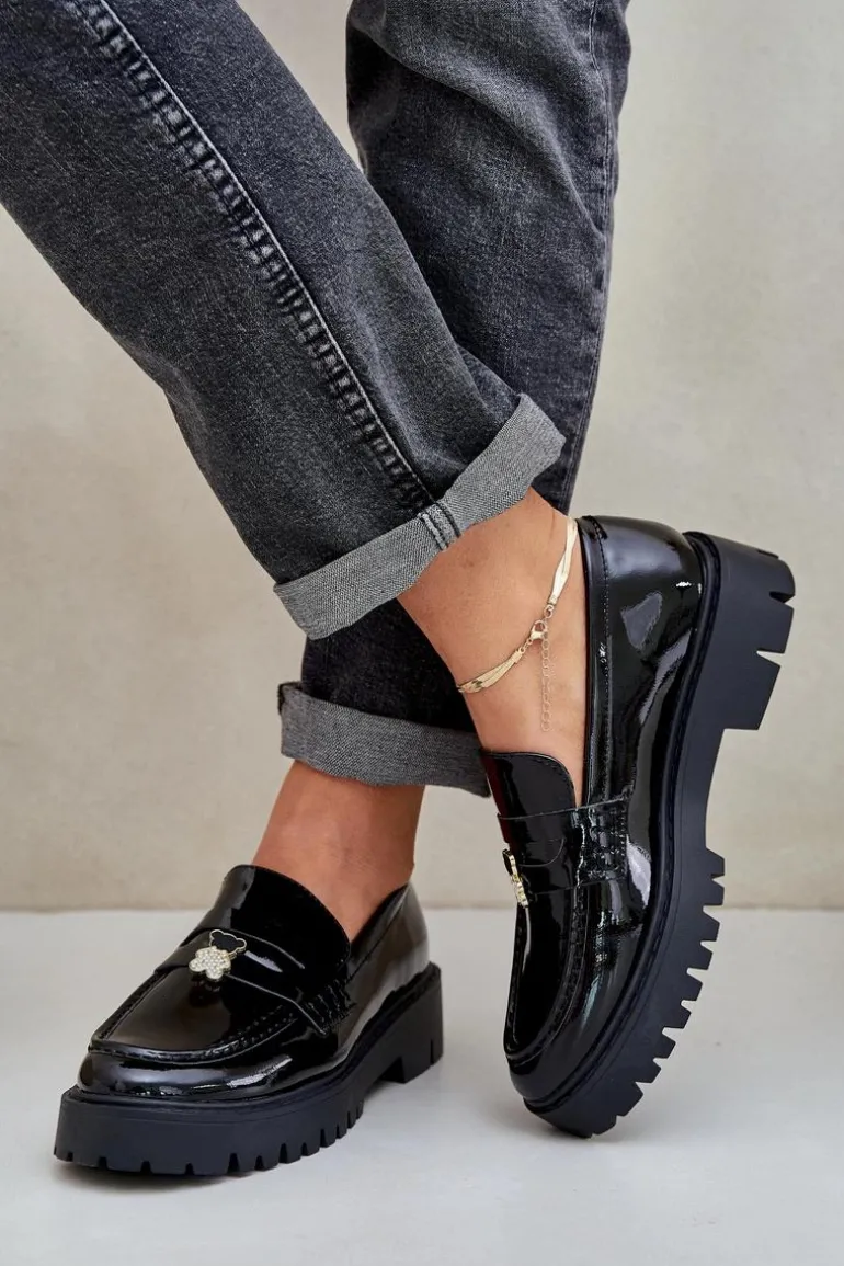Lakierowane Mokasyny Damskie Z Przypinką Miś Czarne Wulinea