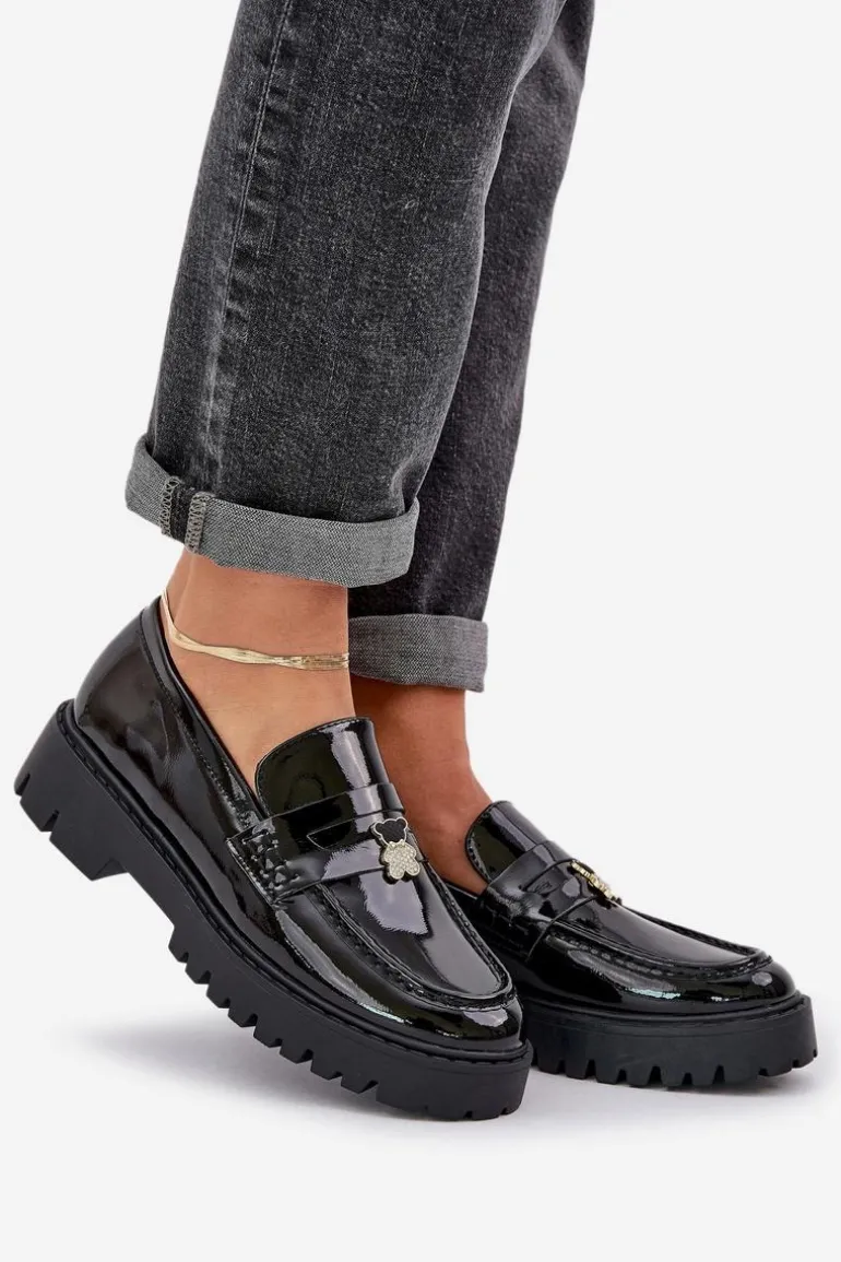 Lakierowane Mokasyny Damskie Z Przypinką Miś Czarne Wulinea