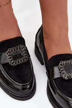 Lakierowane Mokasyny Damskie Z Ozdobną Klamrą S.Barski HY52-546 Czarne
