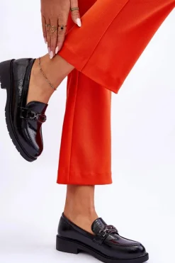 Lakierowane Mokasyny Loafersy Z Ozdobą Czarne Maura