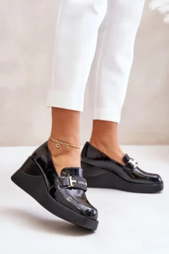 Lakierowane Mokasyny Na Koturnie Vinceza 58337 Czarne