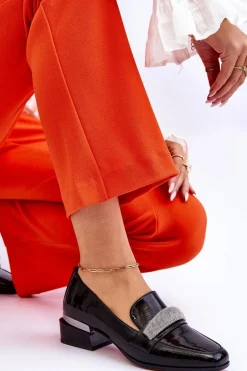 Lakierowane Mokasyny Na Obcasie Z Cyrkoniami Czarne Lavern