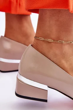 Lakierowane Mokasyny Na Obcasie Z Cyrkoniami Beżowe Lavern