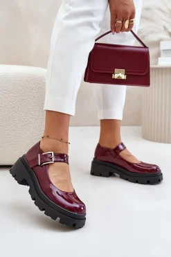 Lakierowane Półbuty Damskie Z Klamrą Bordowe Plikuria