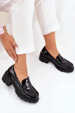 Lakierowane Półbuty Damskie Na Masywnym Obcasie Czarne Felonith