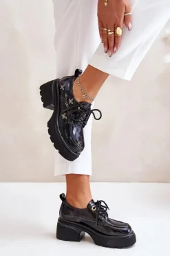 Lakierowane Półbuty Damskie Z Ozdobami Skóra Naturalna Artiker 55C0419 Czarne