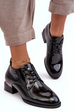 Lakierowane Półbuty Damskie Sznurowane Czarne Banosa