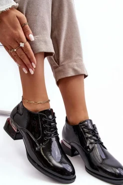 Lakierowane Półbuty Damskie Sznurowane Czarne Banosa