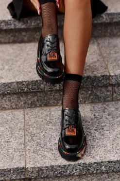 Lakierowane Półbuty Damskie Sznurowane Artiker 55C0499 Czarne