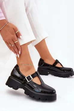 Lakierowane Półbuty Damskie Z Klamrą Na Platformie I Płaskim Obcasie Czarne Venda