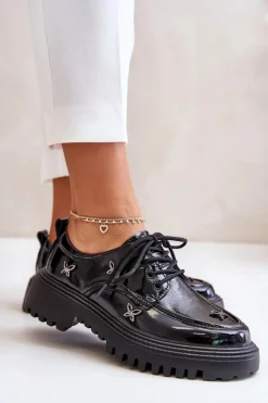 Lakierowane Półbuty Damskie Z Ozdobami Skóra Naturalna Artiker 55C1011 Czarne