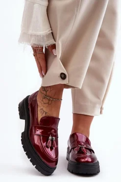 Lakierowane Półbuty Loafersy Z Frędzlami Bordowe Velenase