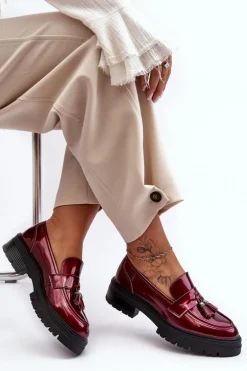 Lakierowane Półbuty Loafersy Z Frędzlami Bordowe Velenase