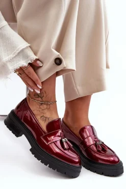 Lakierowane Półbuty Loafersy Z Frędzlami Bordowe Velenase