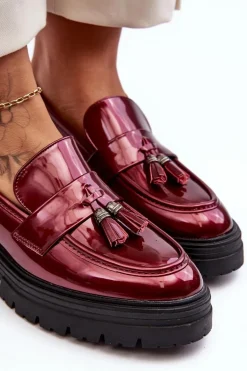 Lakierowane Półbuty Loafersy Z Frędzlami Bordowe Velenase