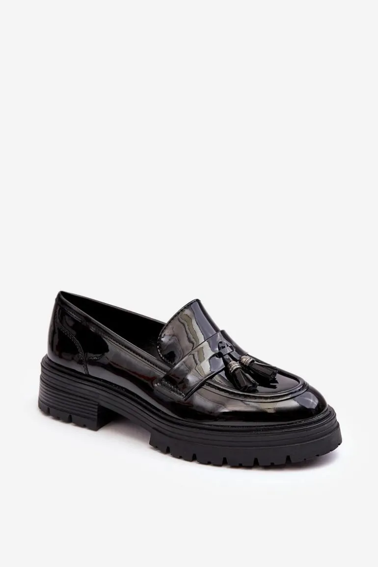 Lakierowane Półbuty Loafersy Z Frędzlami Czarne Velenase
