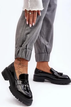 Lakierowane Półbuty Loafersy Z Frędzlami Czarne Velenase