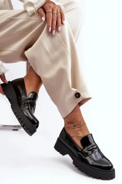 Lakierowane Półbuty Loafersy Na Płaskim Obcasie Czarne Jannah