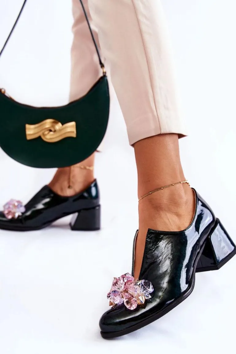 Lakierowane Półbuty Mozaika Z Transparentną Ozdobą Zielone Delaver