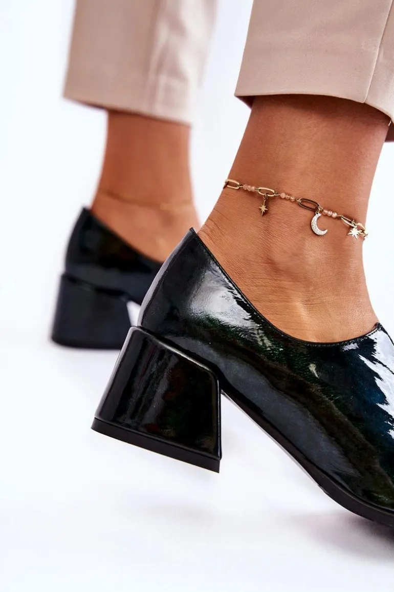 Lakierowane Półbuty Mozaika Z Transparentną Ozdobą Zielone Delaver