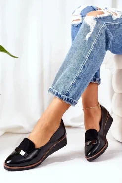 Lakierowane Półbuty Na Koturnie POTOCKI 12032 Czarne