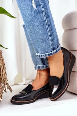 Lakierowane Półbuty Na Koturnie POTOCKI 12032 Czarne