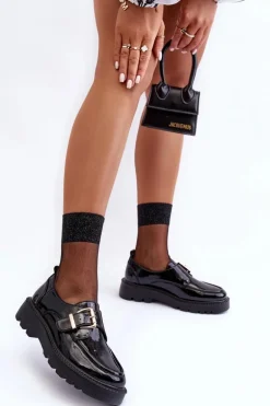 Lakierowane Półbuty Na Płaskim Obcasie Z Klamrą Czarne Meara