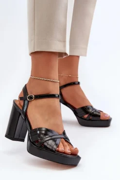 Lakierowane Sandały Damskie Na Słupku Czarne D&A MR38-668
