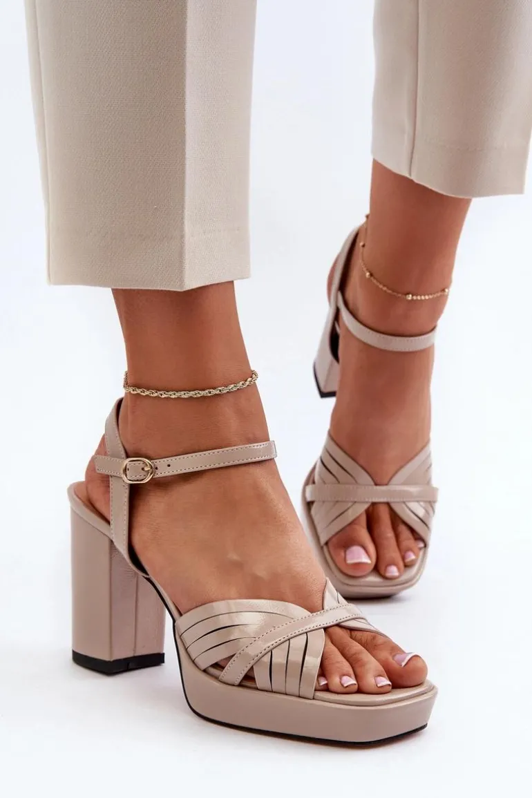 Lakierowane Sandały Damskie Na Słupku Beżowe D&A MR38-668