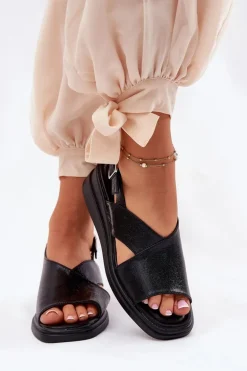 Lakierowane Sandały Damskie Na Koturnie Z Eko Skóry Czarne Quilara