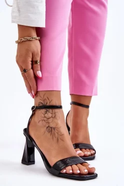 Lakierowane Sandały Na Obcasie Czarne Owen