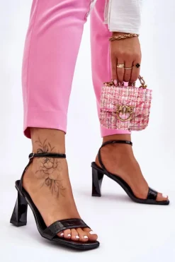 Lakierowane Sandały Na Obcasie Czarne Owen