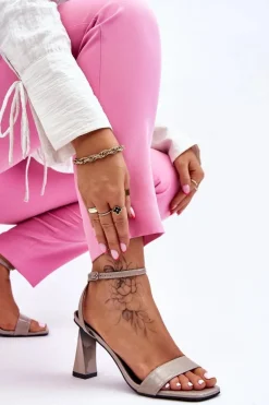 Lakierowane Sandały Na Obcasie Szare Owen