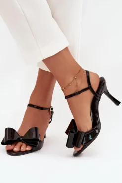 Lakierowane Sandały Na Szpilce Z Kokardą Czarne Noliva