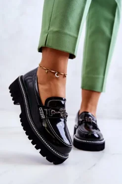 Lakierowane Skórzane Półbuty Z Ozdobą Czarne Adison