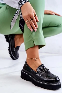 Lakierowane Skórzane Półbuty Z Ozdobą Czarne Adison