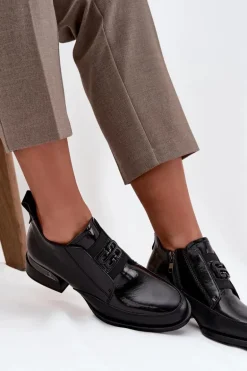 Lakierowane Skórzane Półbuty Damskie Na Niskim Obcasie Z Ozdobnym Detalem Vinceza 91161 Czarne