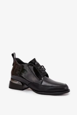 Lakierowane Skórzane Półbuty Damskie Na Niskim Obcasie Z Ozdobnym Detalem Vinceza 91161 Czarne